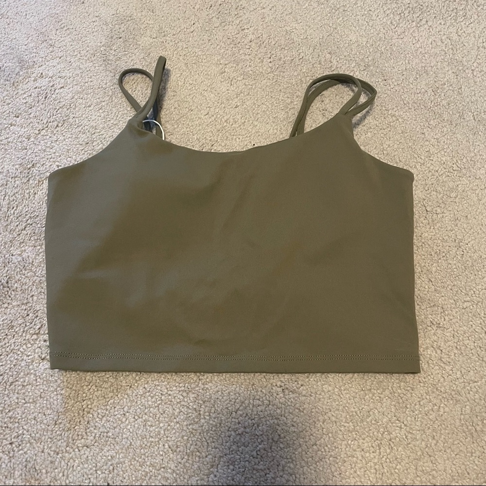 Cropped tank with twist back detail